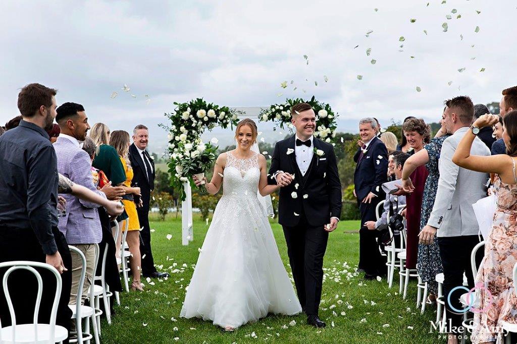 Julie Byrne Celebrant - Vines of the Yarra Valley Celebrant